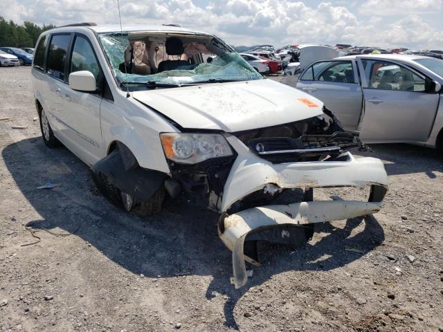 CHRYSLER TOWN & COU 2013 with VIN 2C4RC1BG5DR742680 - Photo from auction