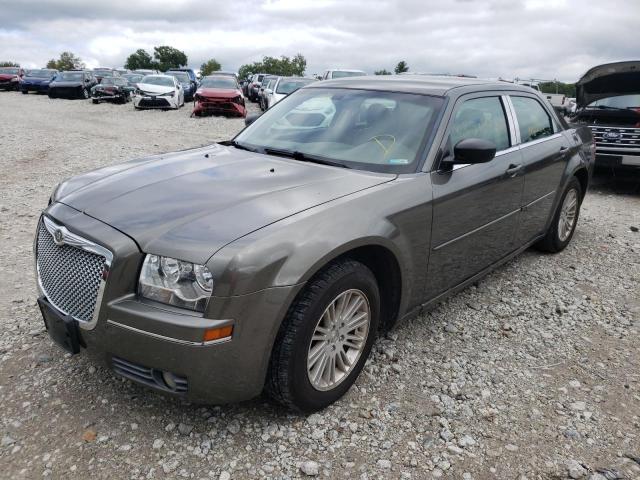 Photo 2 from auction – 2009 CHRYSLER 300 LX with VIN 2C3LA43D79H521276