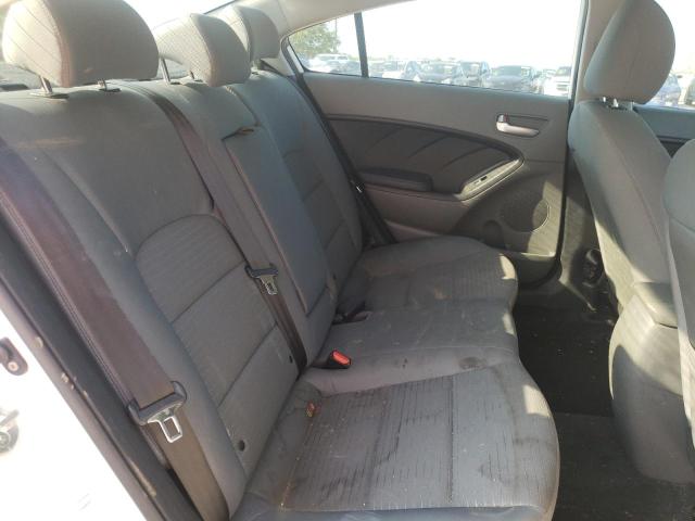Photo 6 from auction – 2018 KIA FORTE LX with VIN 3KPFL4A7XJE255493