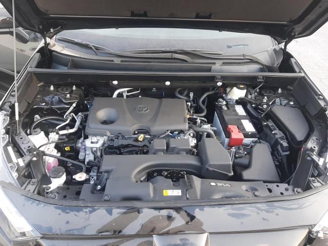 Photo 7 from auction – 2022 TOYOTA RAV4 XLE with VIN 2T3W1RFV2NC200770