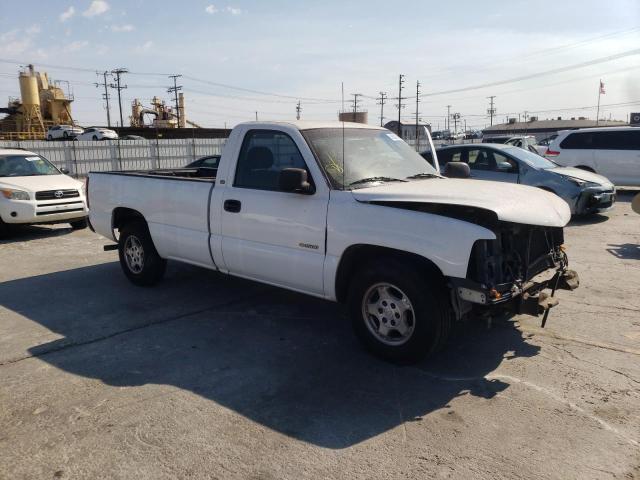 Фото 1 с аукциона – 2000 CHEVROLET SILVERADO с VIN 1GCEC14V7YE187065