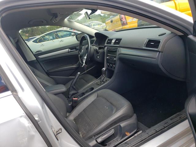 Photo 5 from auction – 2014 VOLKSWAGEN PASSAT S with VIN 1VWAT7A38EC054159