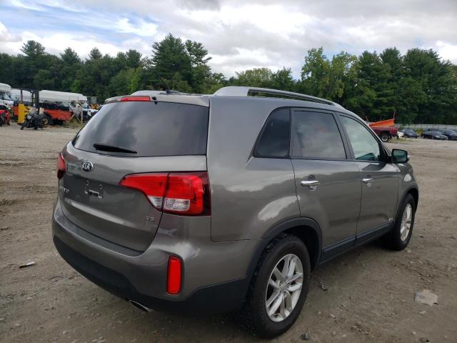 Photo 4 from auction – 2015 KIA SORENTO LX with VIN 5XYKTDA73FG645716
