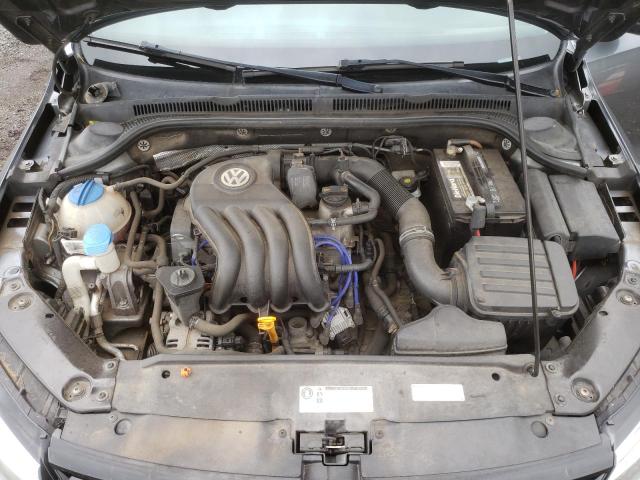 Photo 7 from auction – 2013 VOLKSWAGEN JETTA BASE with VIN 3VW2K7AJ7DM211313