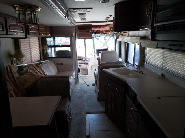 Photo 5 from auction – 2000 COACH SPORTSCOAC with VIN 4UZ6XJCAXYCG65304