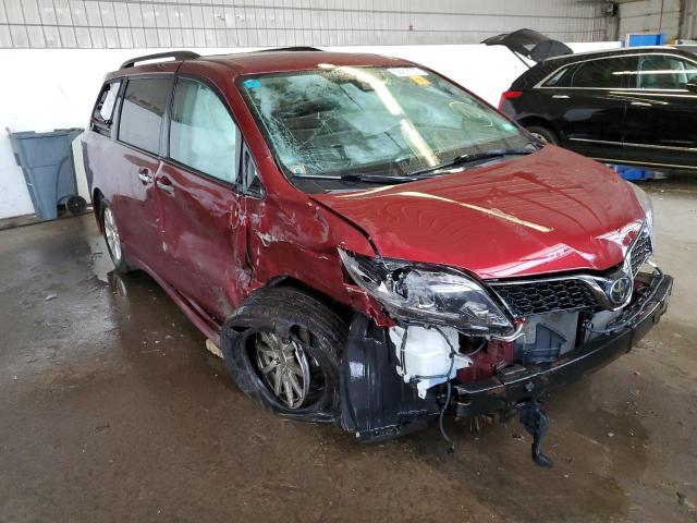 TOYOTA SIENNA SE 2018 with VIN 5TDXZ3DC3JS917751 - Photo from auction