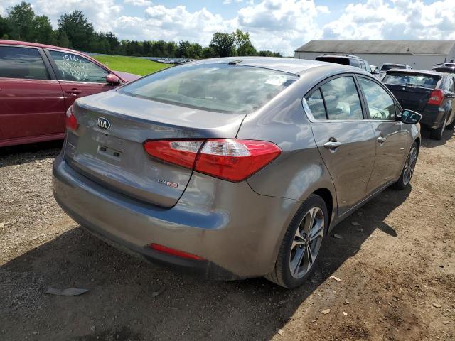 Foto 4 de la subasta – 2015 KIA FORTE EX con VIN KNAFX4A88F5333492