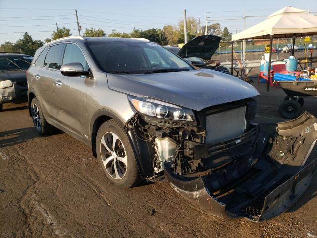 KIA SORENTO EX 2017 with VIN 5XYPHDA56HG260191 - Photo from auction