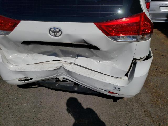 Photo 9 from auction – 2014 TOYOTA SIENNA with VIN 5TDZK3DC9ES421923