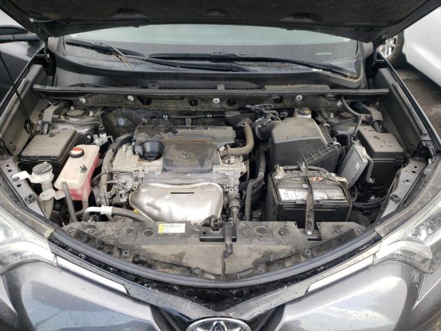 Photo 7 from auction – 2016 TOYOTA RAV4 XLE with VIN JTMRFREV4GJ082057