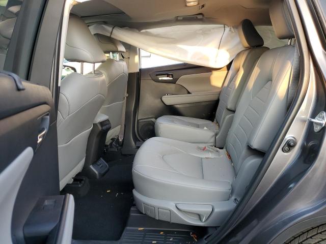 Photo 6 from auction – 2022 TOYOTA HIGHLANDER with VIN 5TDGZRAH2NS550673