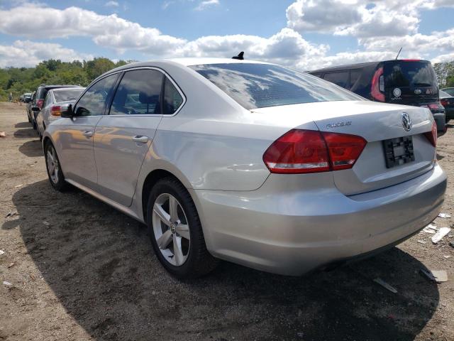 Photo 3 from auction – 2014 VOLKSWAGEN PASSAT S with VIN 1VWAT7A38EC054159