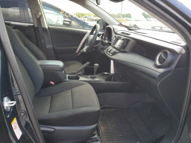 Photo 5 from auction – 2018 TOYOTA RAV4 LE with VIN JTMBFREV3JJ725202