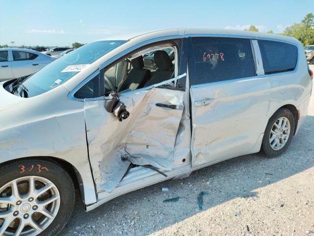 Photo 9 from auction – 2017 CHRYSLER PACIFICA T with VIN 2C4RC1DG0HR704146