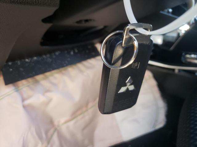 Photo 8 from auction – 2018 MITSUBISHI OUTLANDER with VIN JA4AZ3A33JZ043131
