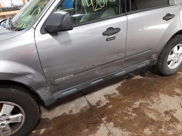 Photo 9 from auction – 2008 FORD ESCAPE XLT with VIN 1FMCU93Z88KE49759