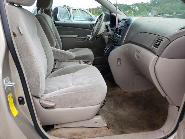 Photo 5 from auction – 2010 TOYOTA SIENNA CE with VIN 5TDKK4CC8AS323727