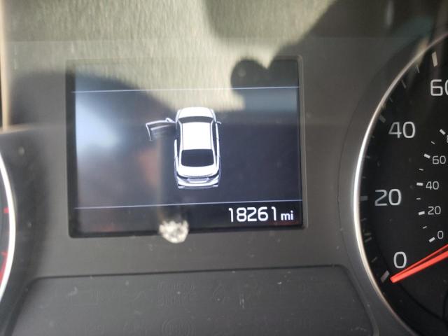 Photo 8 from auction – 2020 KIA FORTE GT L with VIN 3KPF34AD9LE242565