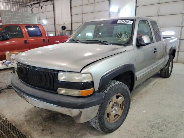 Photo 2 from auction – 2000 CHEVROLET SILVERADO with VIN 1GCEK19T4YE304529