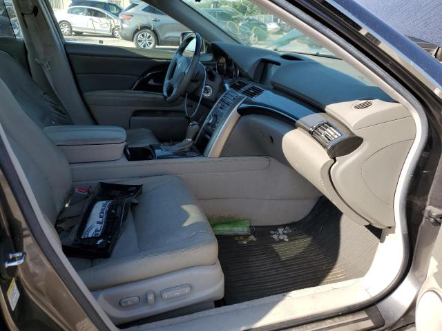 Photo 5 from auction – 2010 ACURA RL with VIN JH4KB2F6XAC000371