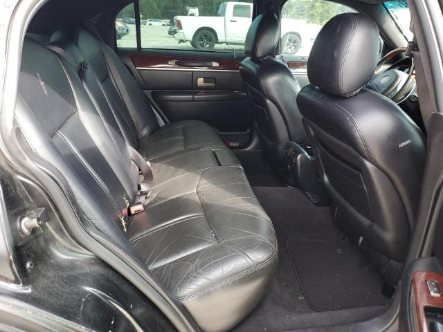 Photo 6 from auction – 2004 LINCOLN TOWN CAR U with VIN 1LNHM83W54Y673665