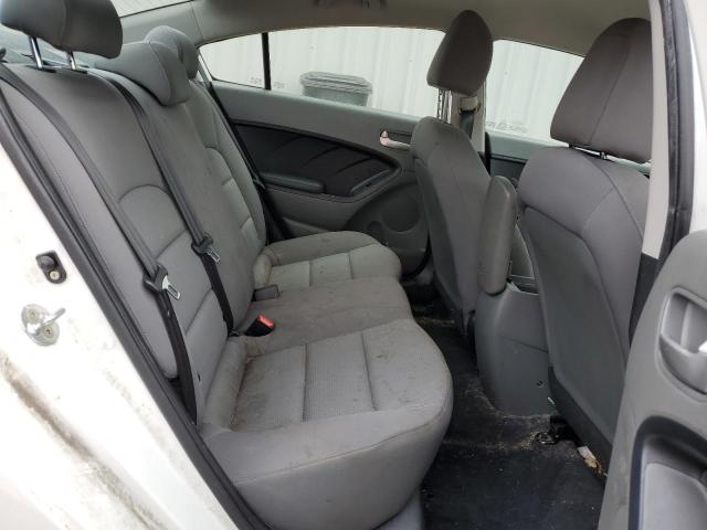 Photo 6 from auction – 2017 KIA FORTE LX with VIN 3KPFK4A71HE020638