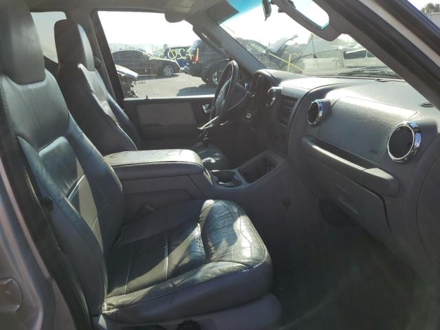 Photo 5 from auction – 2005 FORD EXPEDITION with VIN 1FMFU15525LB00756
