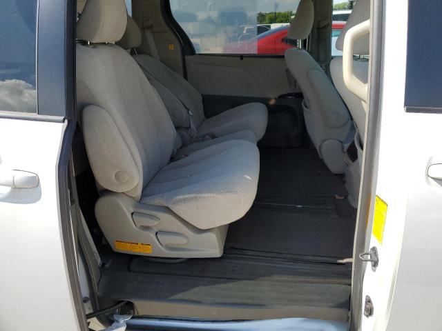 Photo 6 from auction – 2011 TOYOTA SIENNA LE with VIN 5TDKK3DC6BS024571