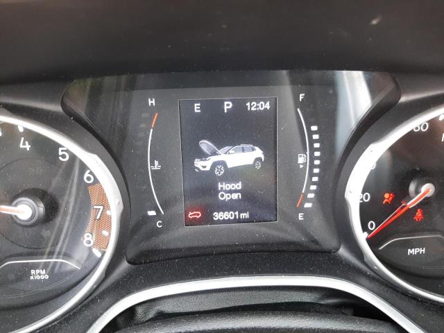 Photo 8 from auction – 2018 JEEP COMPASS LA with VIN 3C4NJDBB6JT175673