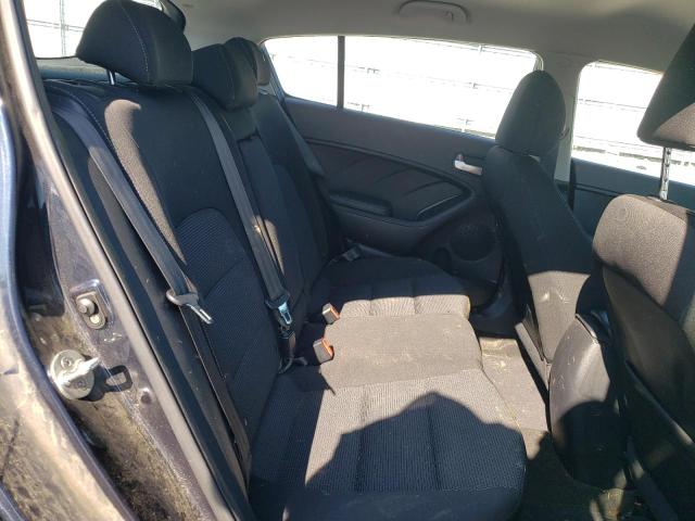 Photo 6 from auction – 2017 KIA FORTE LX with VIN KNAFK5A86H5721652