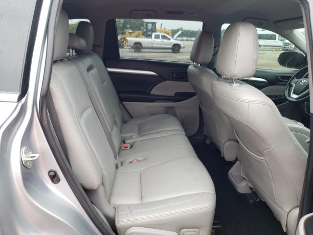 Photo 6 from auction – 2015 TOYOTA HIGHLANDER with VIN 5TDZKRFH1FS089831