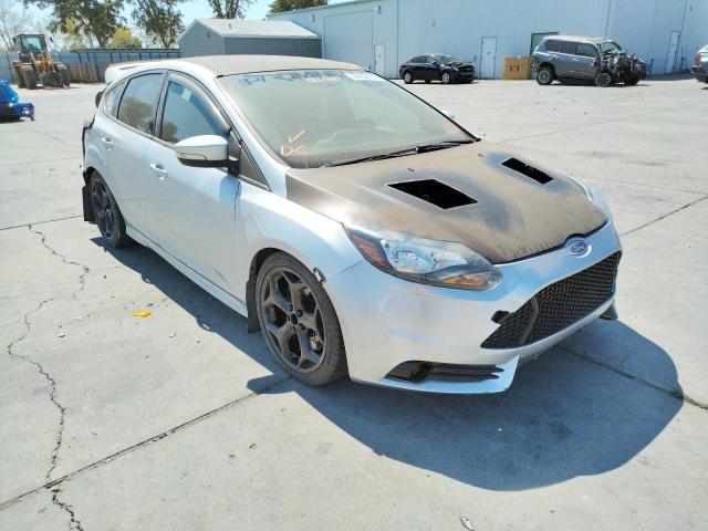 FORD FOCUS ST 2014 with VIN 1FADP3L94EL382537 - Photo from auction