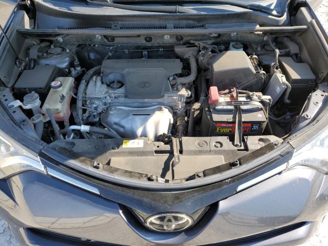 Photo 7 from auction – 2017 TOYOTA RAV4 XLE with VIN JTMWFREV5HJ709532