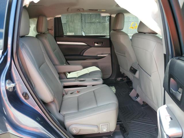 Photo 6 from auction – 2017 TOYOTA HIGHLANDER with VIN 5TDJZRFH8HS518684