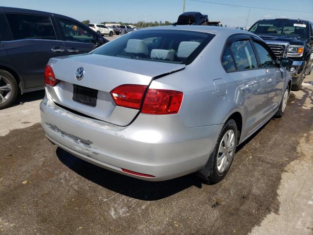 Photo 4 from auction – 2013 VOLKSWAGEN JETTA BASE with VIN 3VW2K7AJ0DM226333