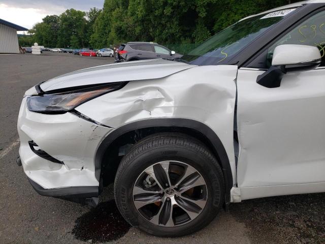 Photo 9 from auction – 2022 TOYOTA HIGHLANDER with VIN 5TDGZRBH9NS229535