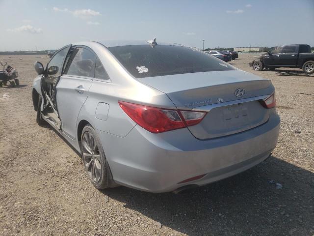 Photo 3 from auction – 2012 HYUNDAI SONATA SE with VIN 5NPEC4AC2CH376879