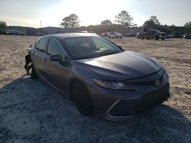 Photo 1 from auction – 2021 TOYOTA CAMRY LE with VIN 4T1C11AK2MU457791