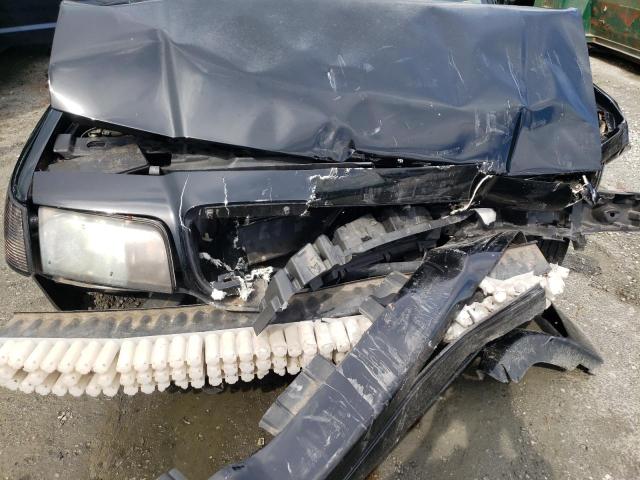 Photo 7 from auction – 2011 FORD CROWN VICT with VIN 2FABP7EV6BX128531