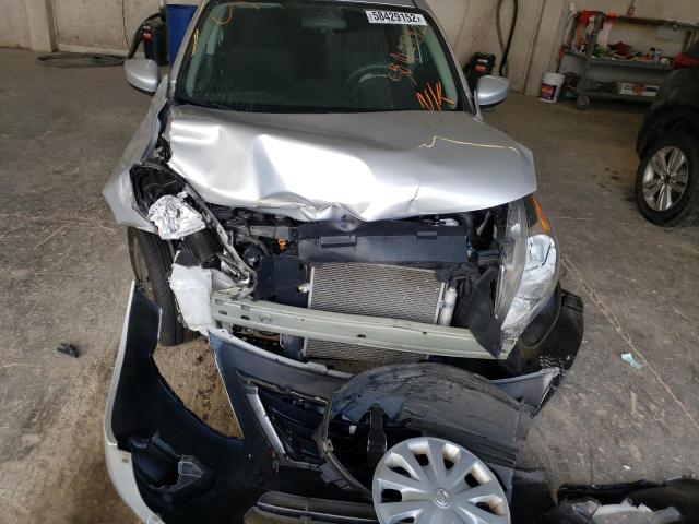 Photo 9 from auction – 2019 NISSAN VERSA S with VIN 3N1CN7AP3KL824568