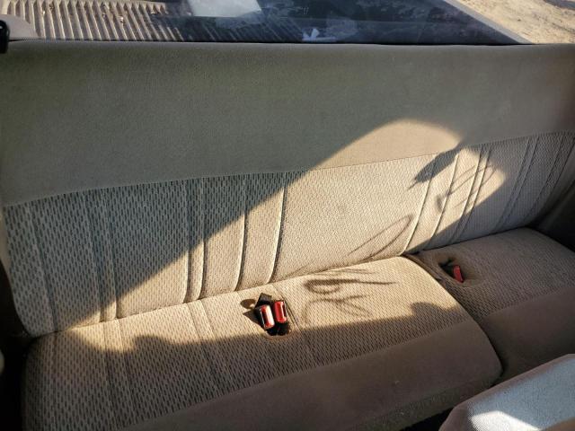 Photo 6 from auction – 1997 FORD F150 with VIN 2FTDX1768VCA48794