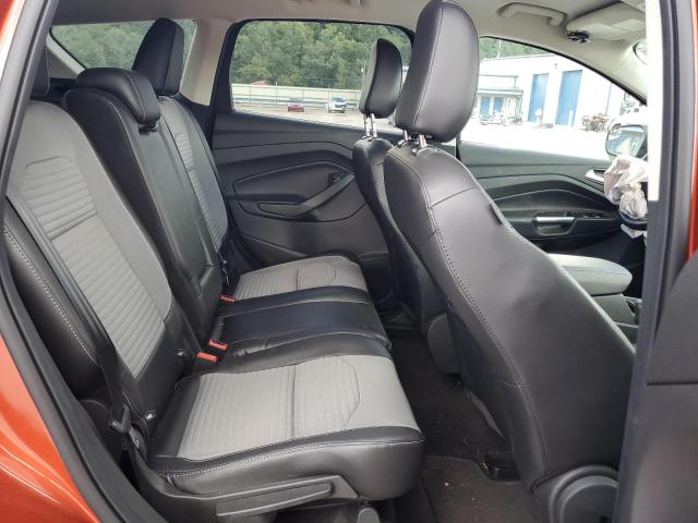 Photo 6 from auction – 2019 FORD ESCAPE SE with VIN 1FMCU9GD0KUB52317
