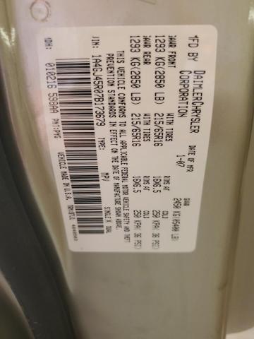 Photo 10 from auction – 2007 CHRYSLER TOWN & COU with VIN 1A4GJ45R07B173679