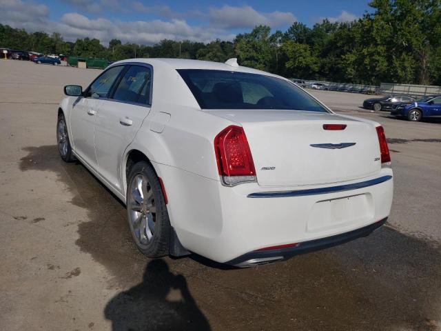 Photo 3 from auction – 2016 CHRYSLER 300 LIMITE with VIN 2C3CCARG8GH220412