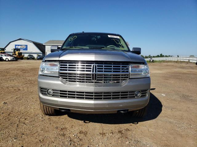 Photo 9 from auction – 2008 LINCOLN NAVIGATOR with VIN 5LMFL28568LJ10826