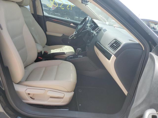 Photo 5 from auction – 2017 VOLKSWAGEN JETTA SEL with VIN 3VWL17AJ2HM275871