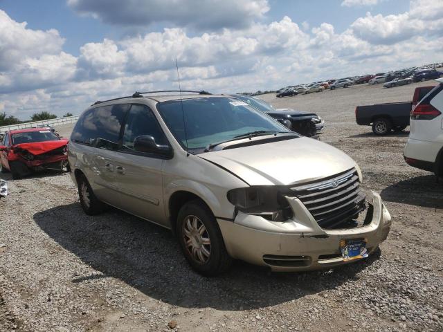 CHRYSLER TOWN & COU 2005 with VIN 2C4GP54L85R184516 - Photo from auction
