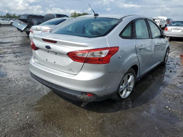 Photo 4 from auction – 2014 FORD FOCUS SE with VIN 1FADP3F29EL180775