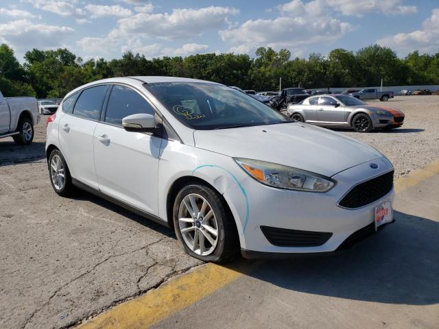 FORD FOCUS SE 2015 مع رقم تعريف المركبة 1FADP3K29FL231215 - صورة من المزاد