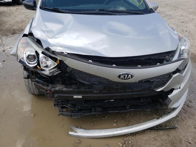Photo 9 from auction – 2016 KIA FORTE LX with VIN KNAFK4A64G5604188